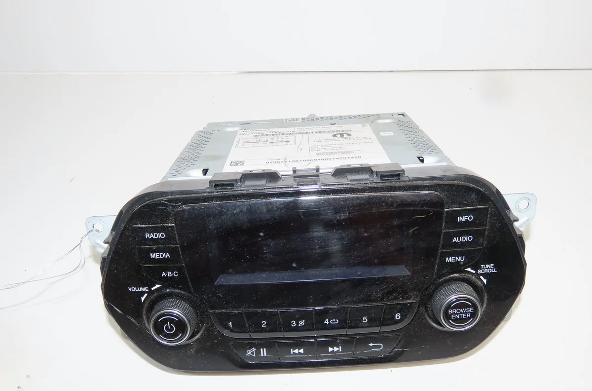 Autoradio Fiat TIPO 3-5 portes (356_, 357_) 1.4 (356hxa1b) (2016-2020) occasion