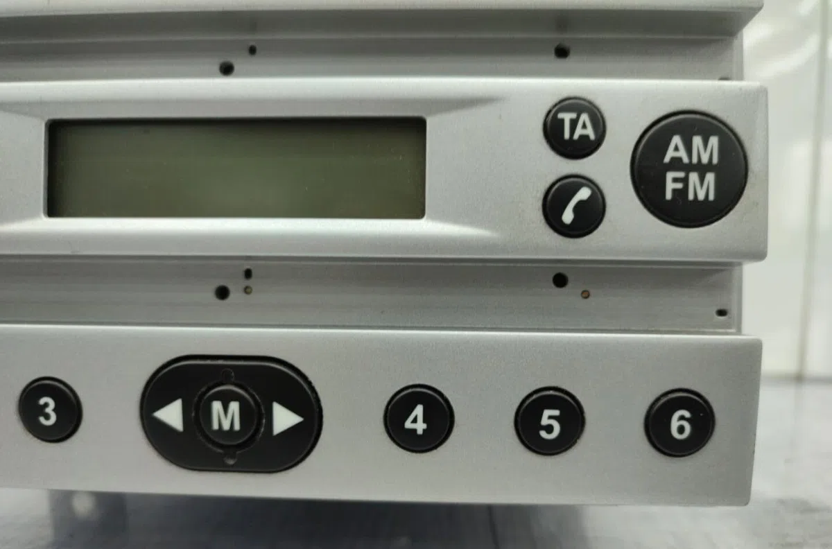 Autoradio FORD FIESTA 5 PHASE 1 occasion