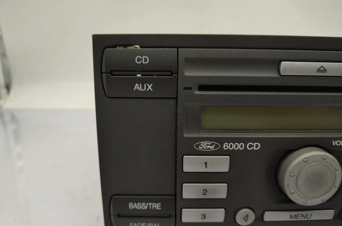 Autoradio FORD FIESTA 5 PHASE 2 occasion