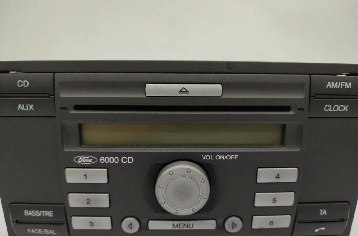 Autoradio FORD FIESTA 5 PHASE 2 occasion