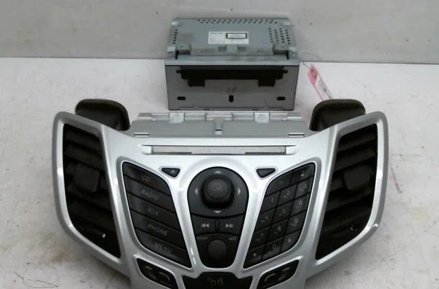 Autoradio Ford FIESTA VI (CB1, CCN) 1.4 tdci (2010-2012) 3 portes occasion