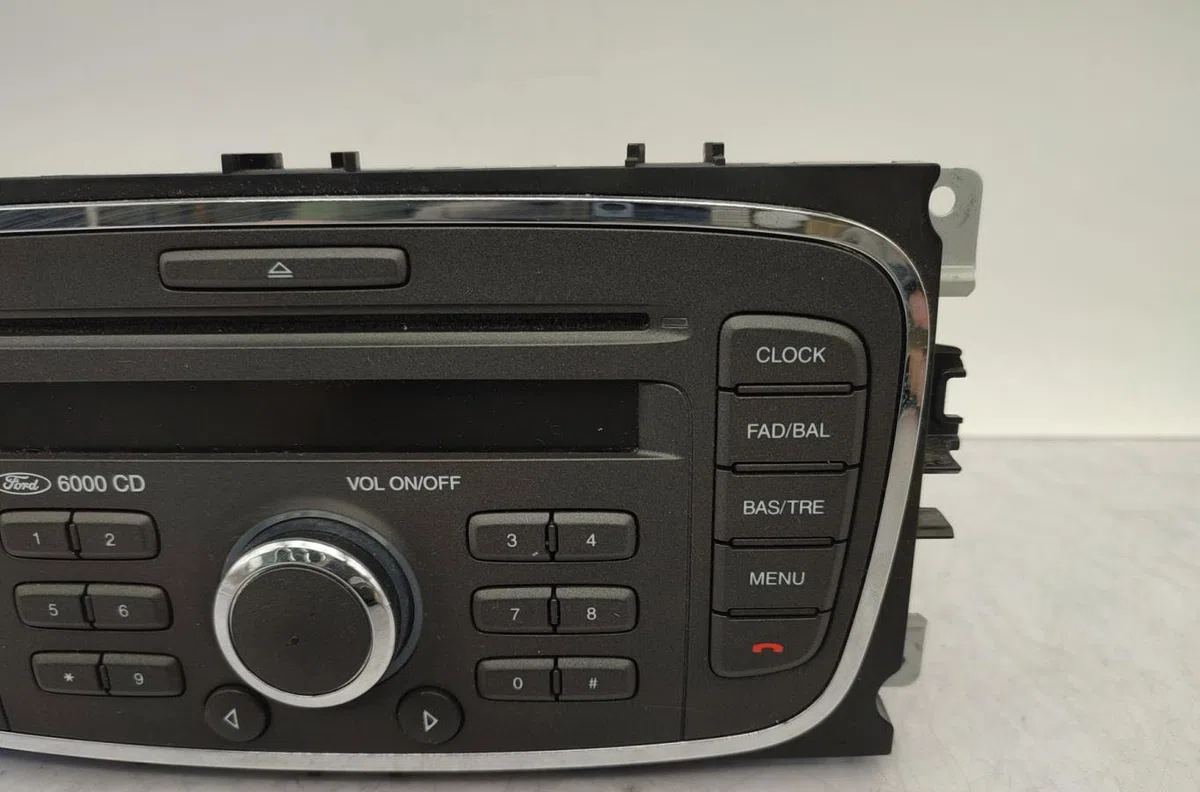 Autoradio FORD FOCUS 2 PHASE 1 occasion
