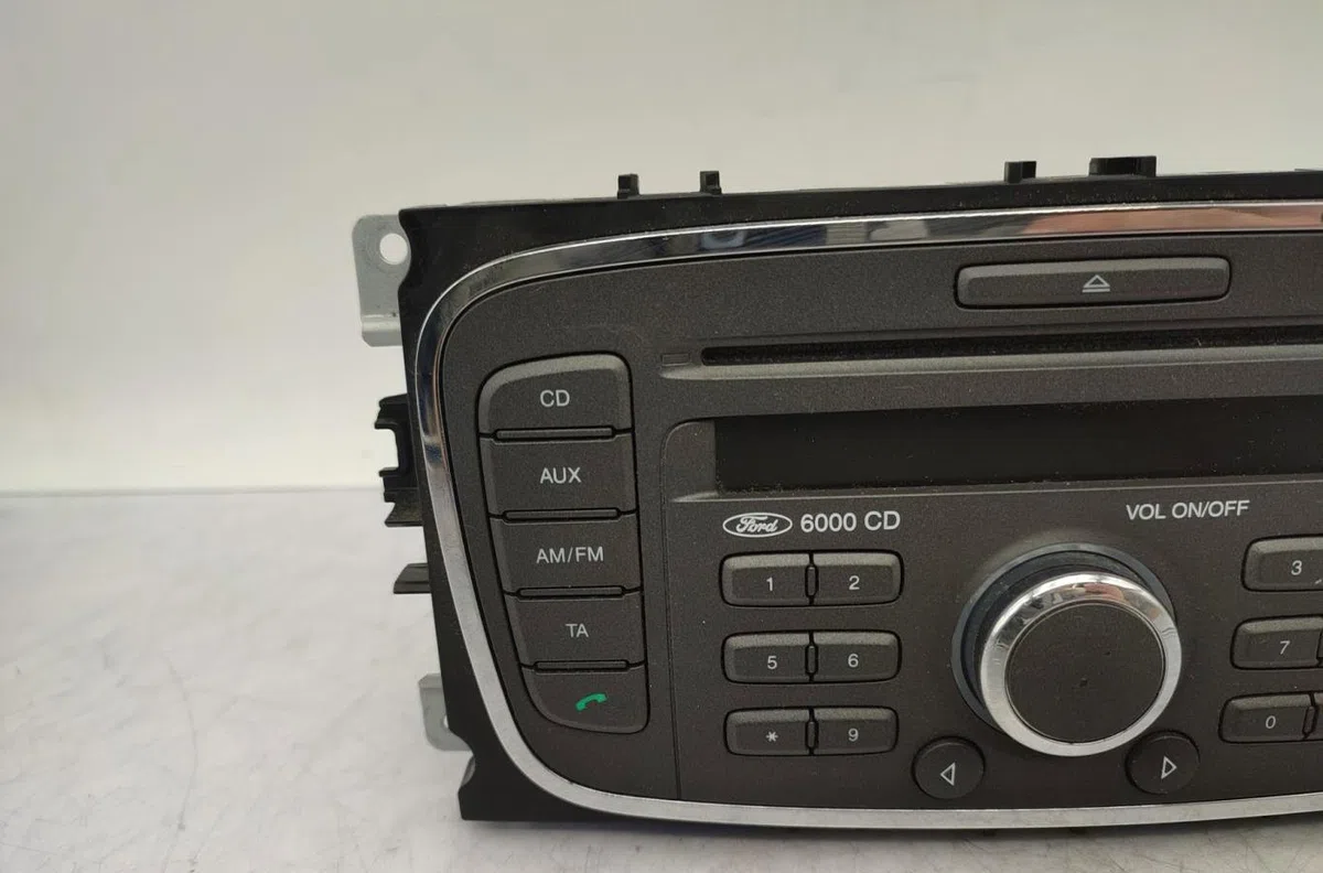 Autoradio FORD FOCUS 2 PHASE 1 occasion