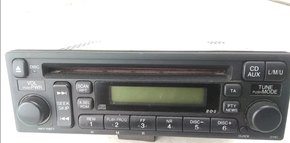 Autoradio Honda CR-V II (RD_) 2.2 ctdi (rd9) (2005-2006) occasion