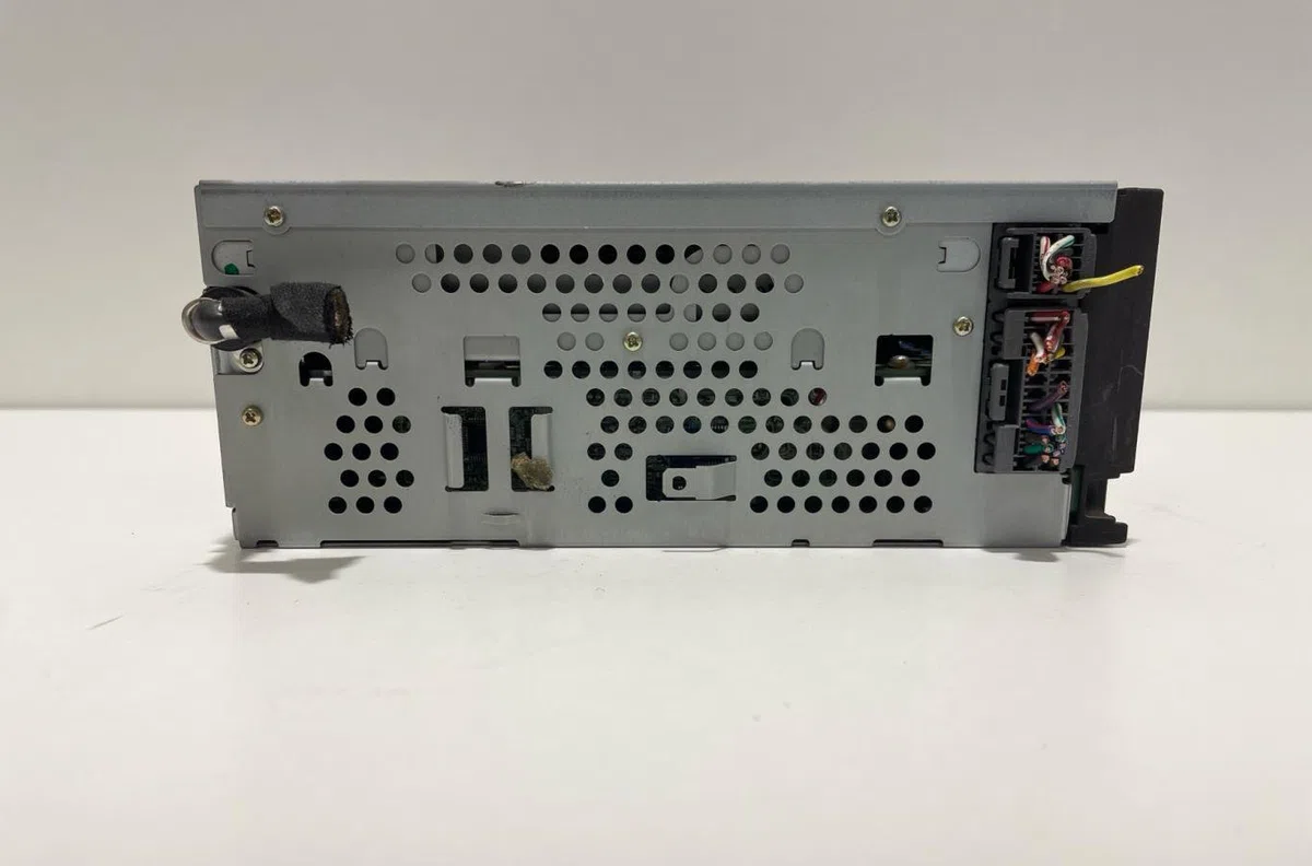 Autoradio Jeep GRAND CHEROKEE II (WJ, WG) 2.7 crd 4x4 (2001-2005) occasion