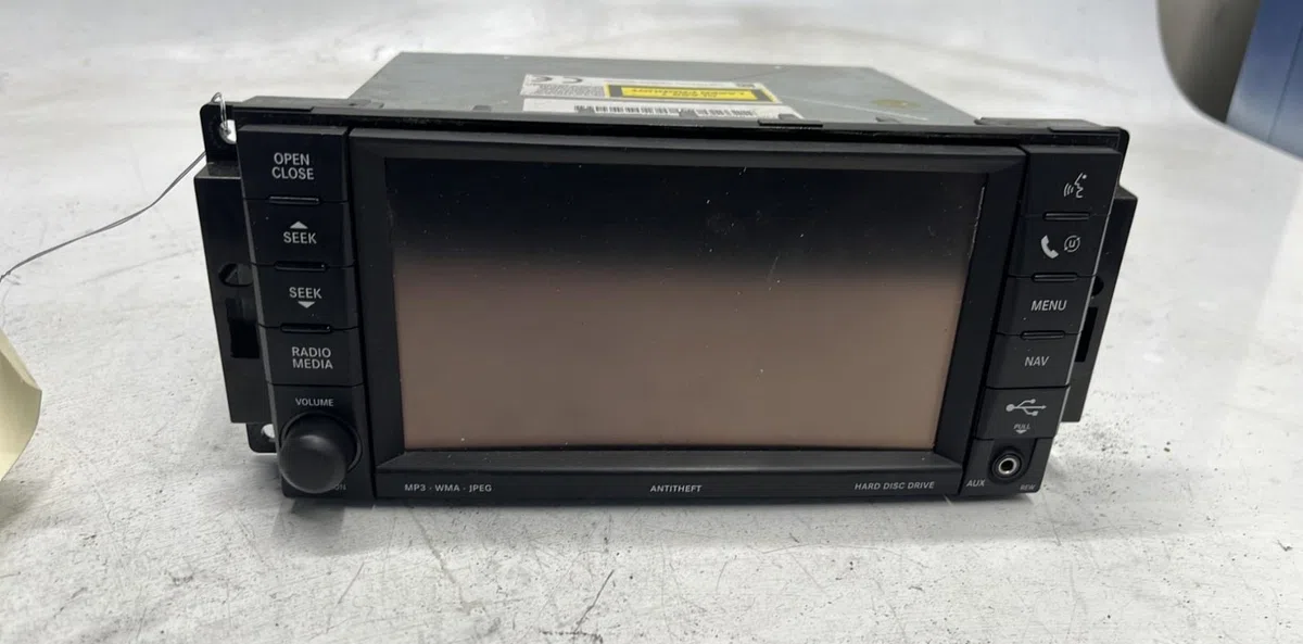 Autoradio Jeep GRAND CHEROKEE III (WH, WK) 3.0 crd 4x4 (2005-2010) occasion