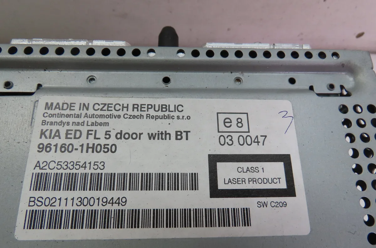 Autoradio Kia CEE'D 3-5 portes (ED) 1.6 crdi 90 (2006-2012) occasion