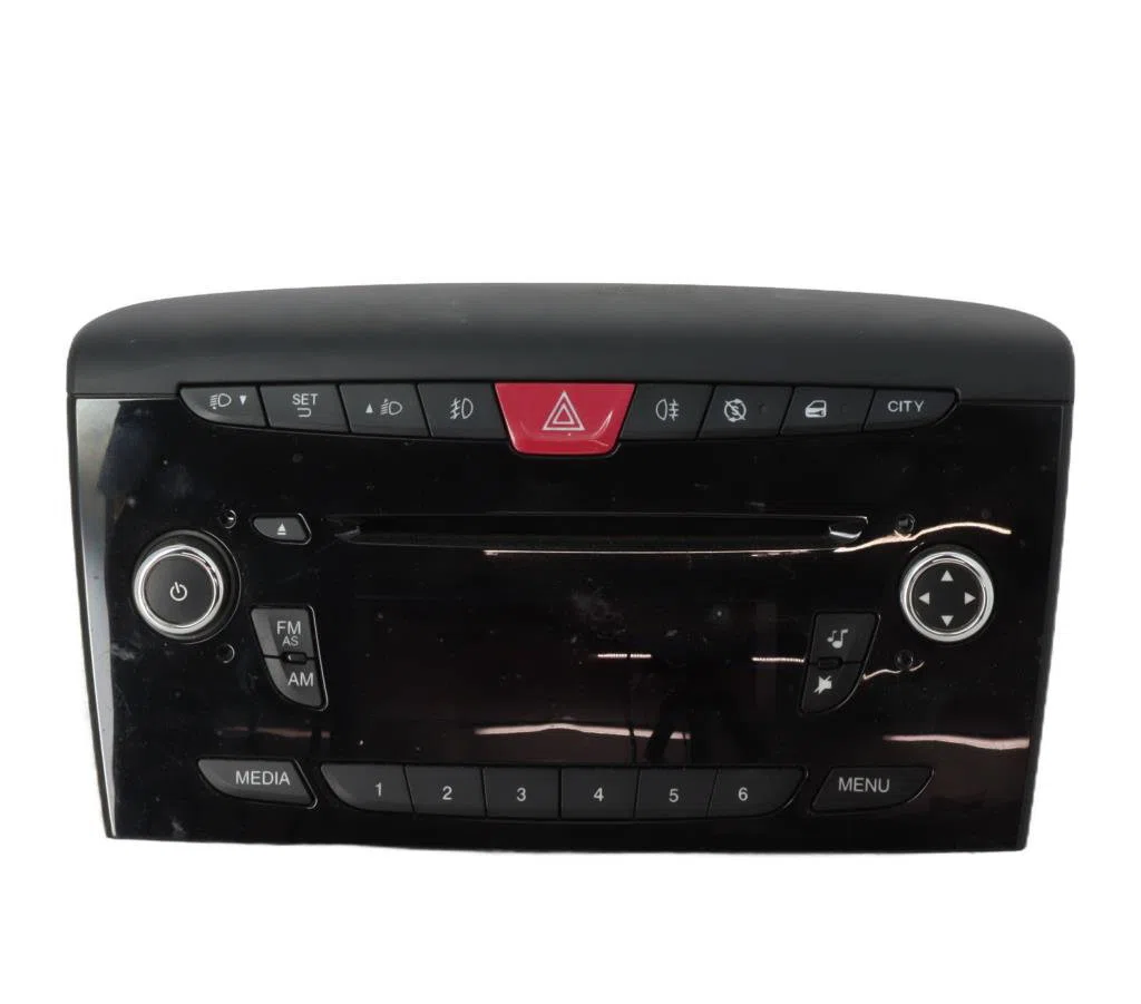 Autoradio Lancia YPSILON (312_) 0.9 twinair (312.pxg11, 312.pxg1a, 312.yxg11, 312.yxg1a) (2011) occasion