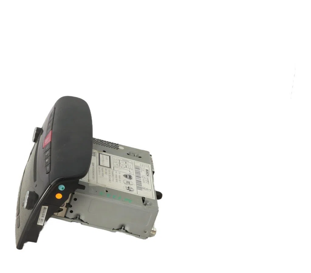 Autoradio Lancia YPSILON (312_) 0.9 twinair (312.pxg11, 312.pxg1a, 312.yxg11, 312.yxg1a) (2011) occasion