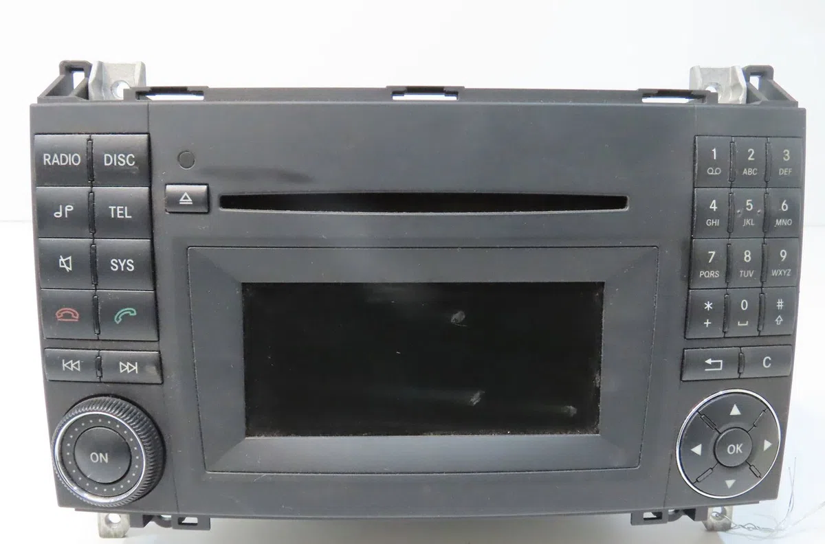 Autoradio Mercedes-benz CLASSE A (W169) A 180 cdi (169.007, 169.307) (2004-2012) 5 portes occasion