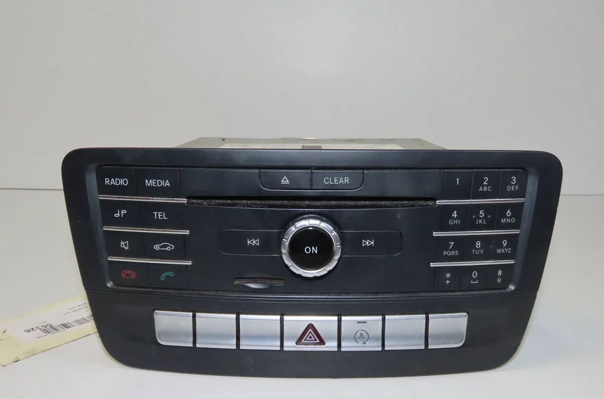 Autoradio Mercedes-benz CLASSE A (W176) A 160 cdi - d (176.011) (2013-2018) occasion