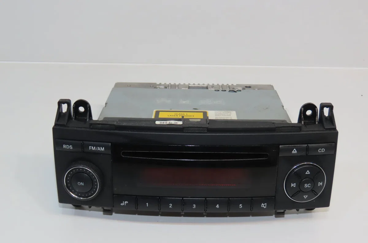 Autoradio Mercedes-benz CLASSE B Sports Tourer (W245) B 180 cdi (245.207) (2005-2011) 5 portes occasion