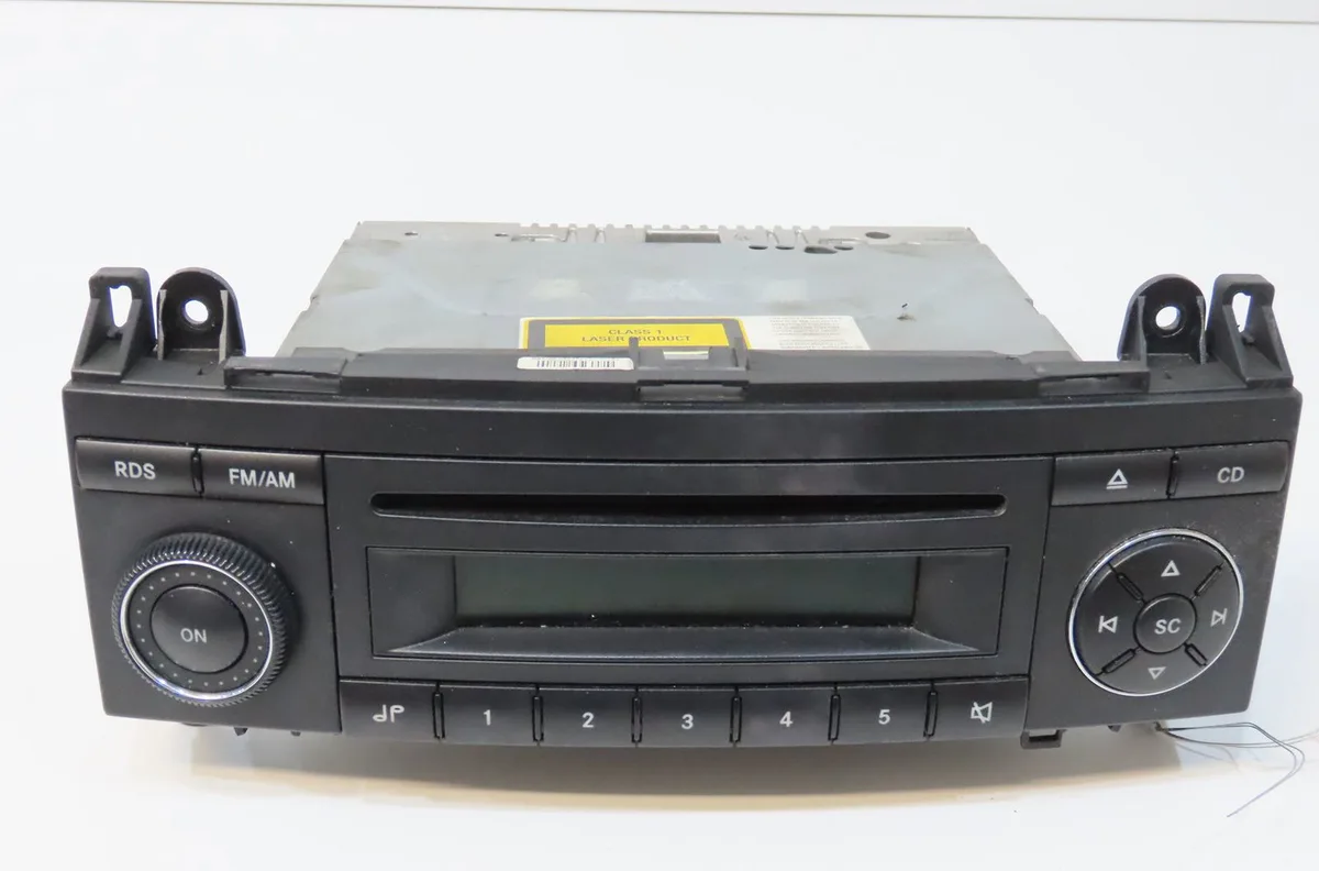 Autoradio Mercedes-benz CLASSE B Sports Tourer (W245) B 180 cdi (245.207) (2005-2011) 5 portes occasion
