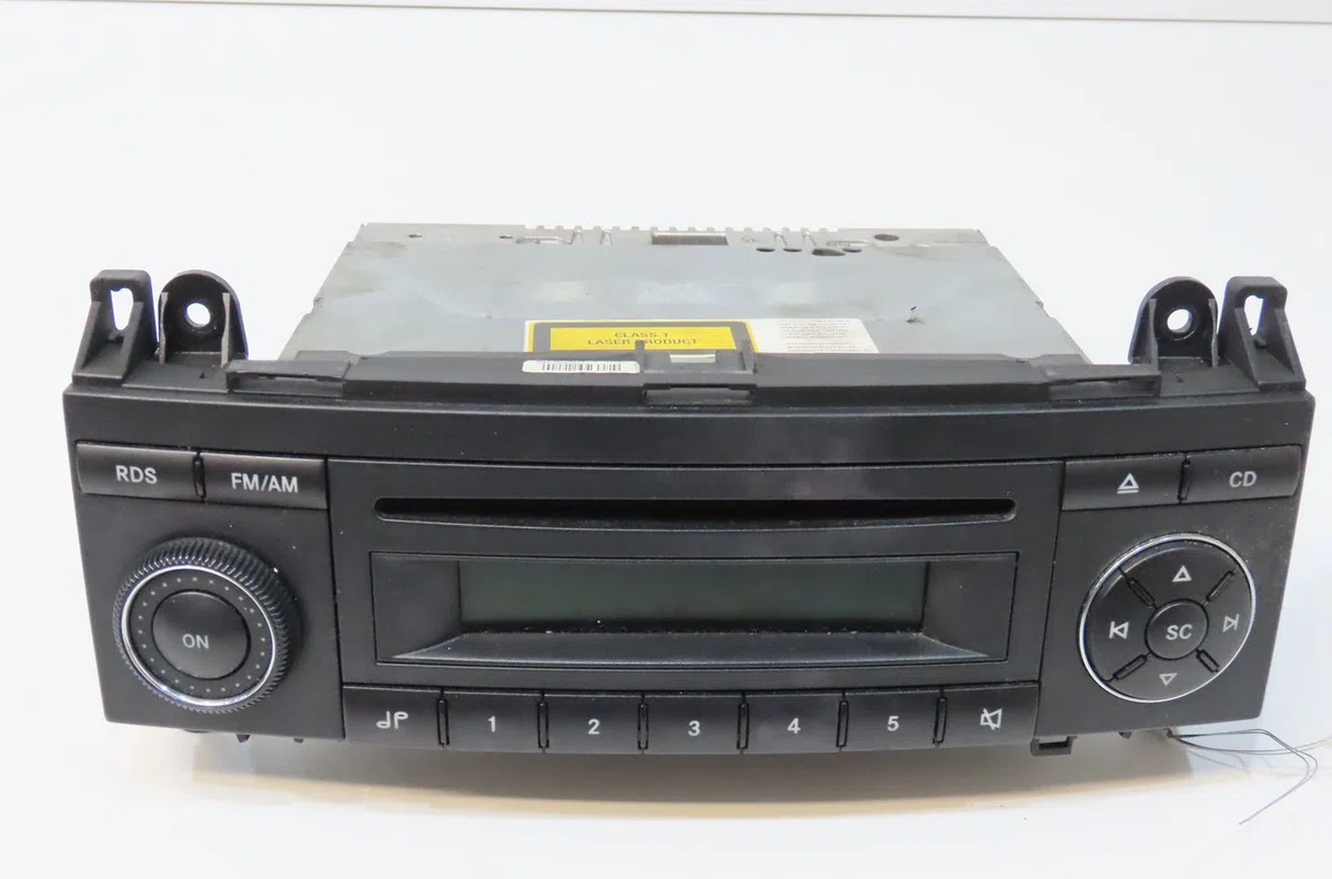Autoradio Mercedes-benz CLASSE B Sports Tourer (W245) B 180 cdi (245.207) (2005-2011) 5 portes occasion