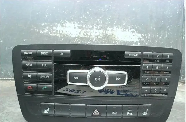 Autoradio Mercedes-benz CLASSE B Sports Tourer (W246, W242) B 200 cdi (246.201) (2011-2014) occasion