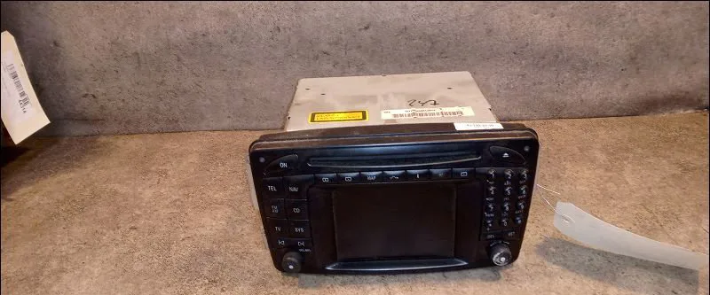 Autoradio Mercedes-benz CLASSE C T-Model (S203) C 270 cdi (203.216) (2001-2007) occasion