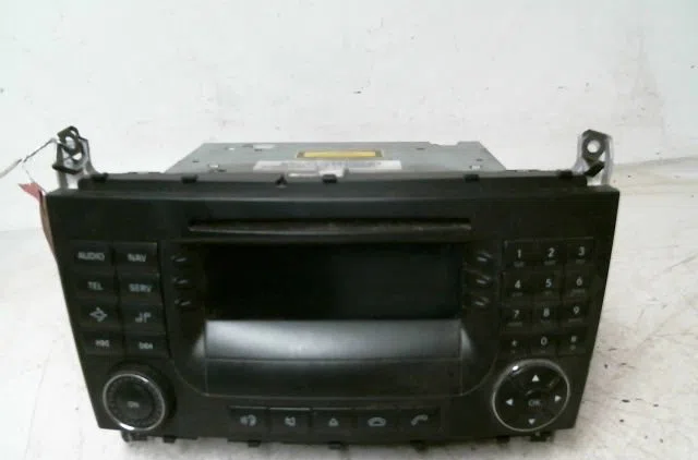 Autoradio Mercedes-benz CLASSE C (W203) C 320 cdi (203.020) (2005-2007) occasion
