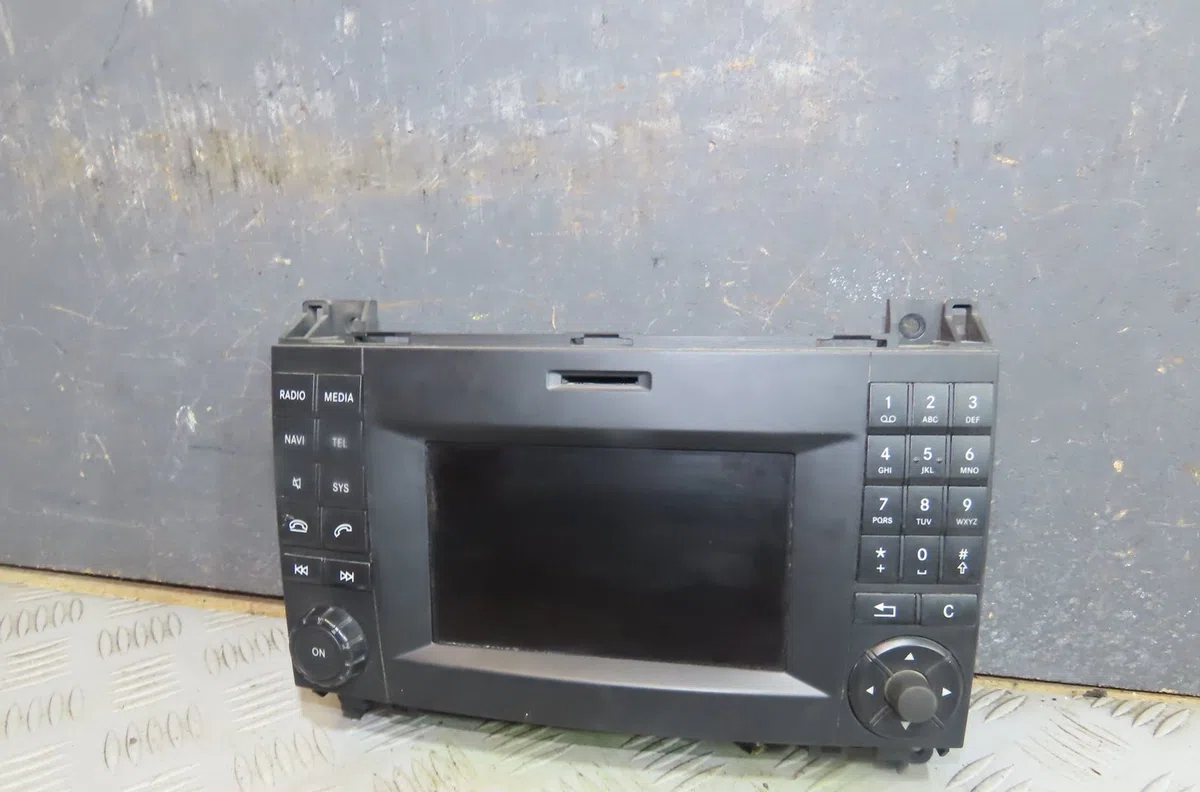 Autoradio Mercedes-benz VITO Camionnette (W447) 109 cdi (447.601, 447.603, 447.605) (2014) occasion
