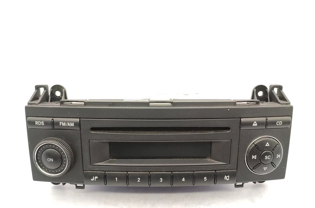 Autoradio MERCEDES CLASSE A 169 PHASE 1 occasion