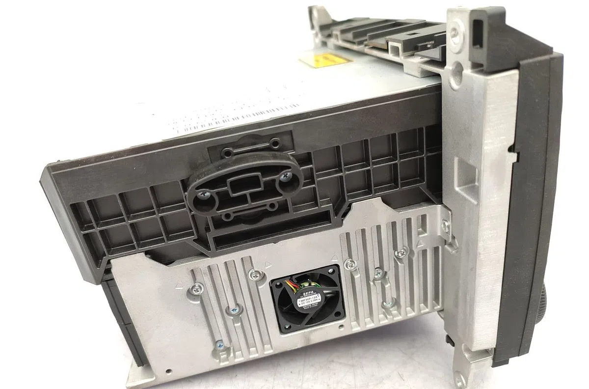 Autoradio MERCEDES CLASSE A 169 PHASE 2 occasion