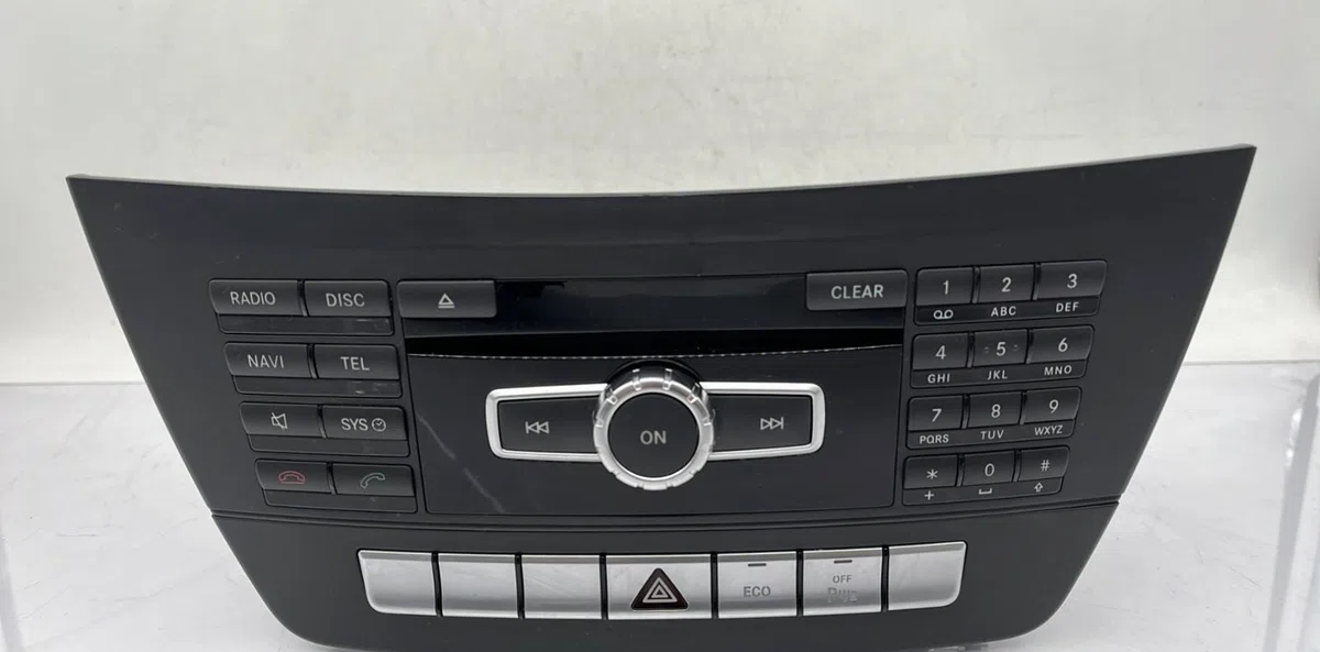 Autoradio MERCEDES CLASSE C 204 PHASE 2 COUPE occasion