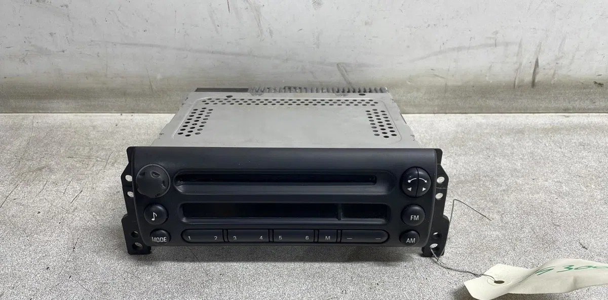 Autoradio Mini MINI (R50, R53) Cooper (2001-2006) 3 portes occasion