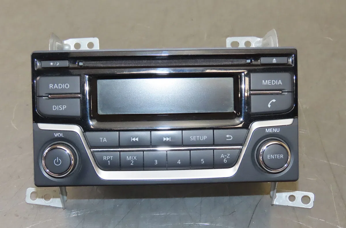 Autoradio Nissan JUKE (F15) 1.5 dci (2010) 5 portes occasion