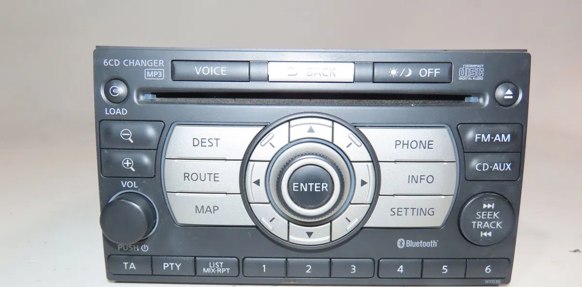 Autoradio Nissan QASHQAI - QASHQAI 2 I (J10, NJ10, JJ10E) 2.0 traction intégrale (2007-2013) occasion