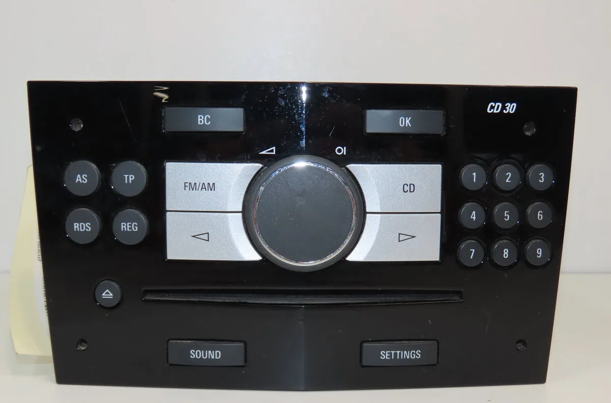 Autoradio Opel ASTRA H Break (A04) 1.9 cdti 16v (l35) (2004-2010) occasion