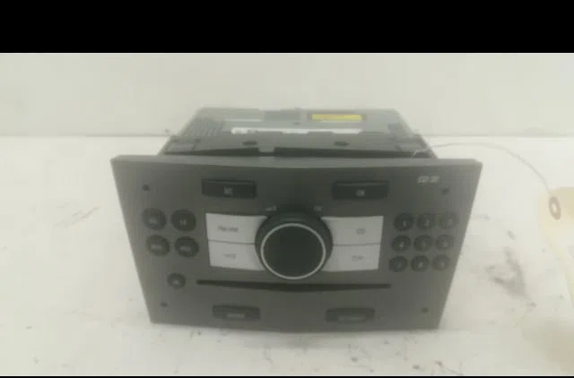 Autoradio Opel ASTRA H GTC (A04) 1.9 cdti (l08) (2005-2010) occasion