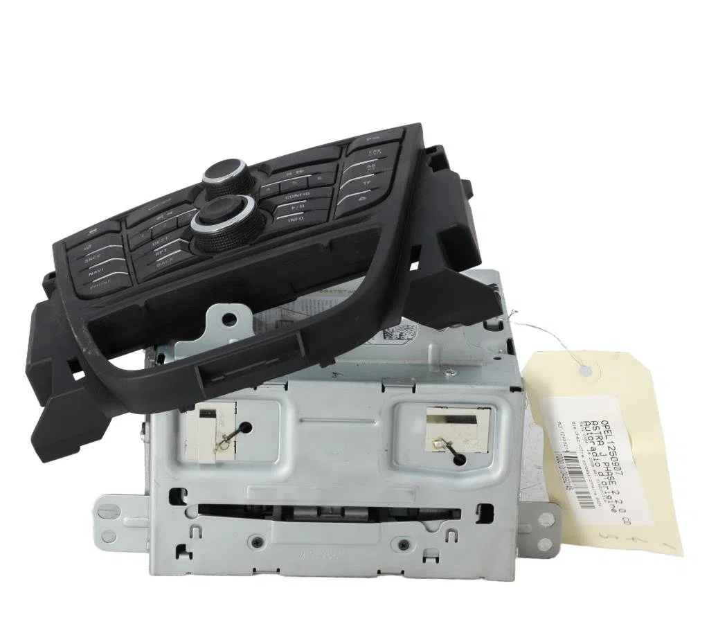 Autoradio Opel ASTRA J (P10) 2.0 cdti (68) (2009-2015) occasion