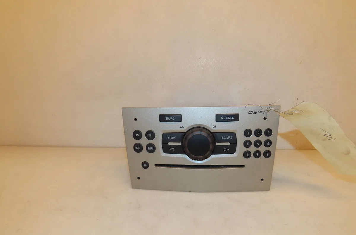 Autoradio Opel CORSA D (S07) 1.3 cdti (l08, l68) (2006-2014) 3 portes occasion