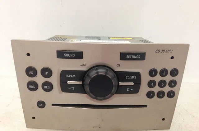 Autoradio Opel CORSA D (S07) 1.3 cdti (l08, l68) (2006-2014) 5 portes occasion