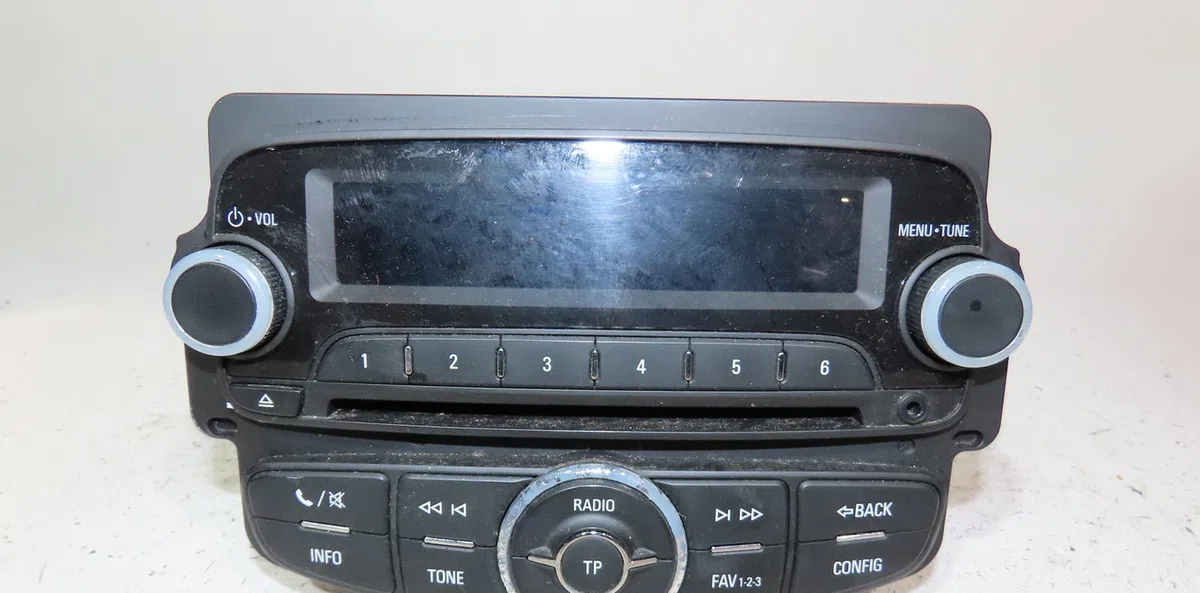 Autoradio Opel CORSA E (X15) 1.4 (08, 68) (2014) occasion