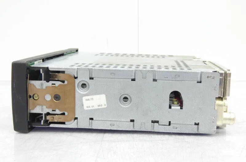 Autoradio OPEL VECTRA B PHASE 2 BREAK occasion