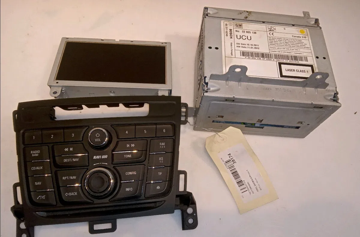 Autoradio Opel ZAFIRA TOURER C (P12) 1.4 (75) (2011) occasion