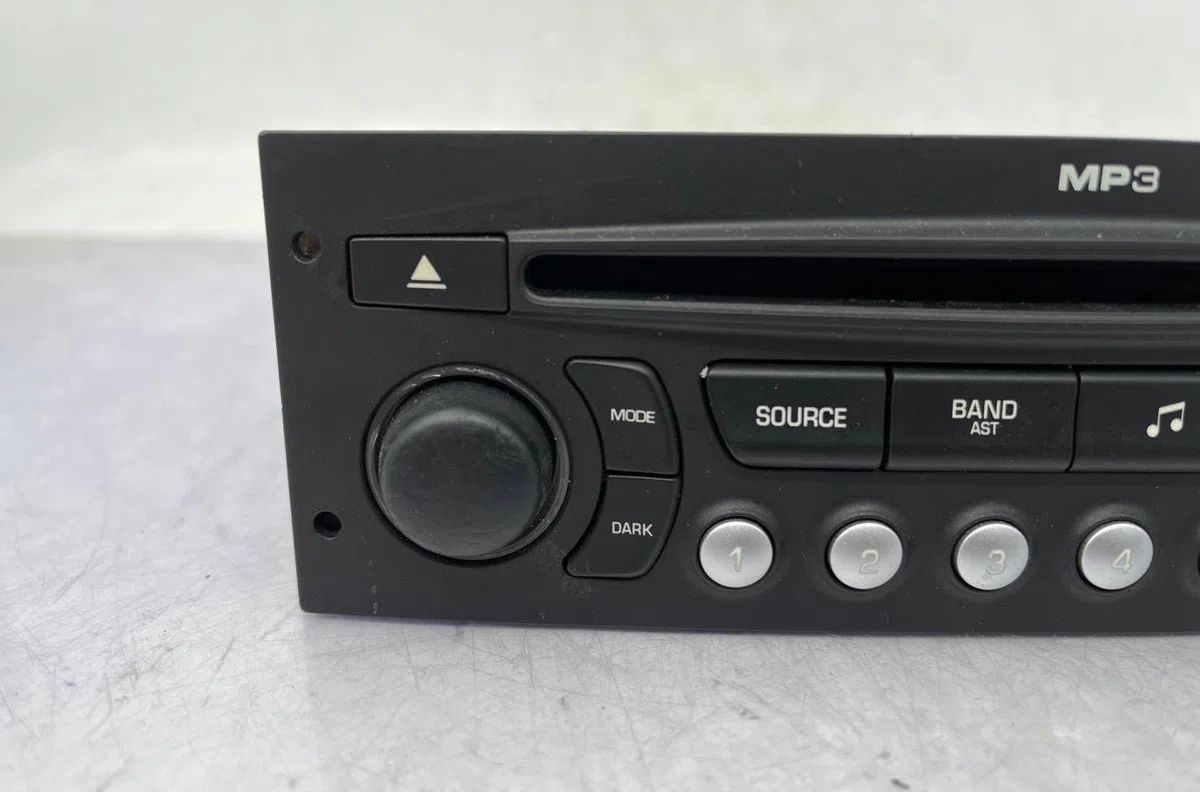 Autoradio PEUGEOT 1007 occasion