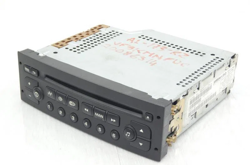 Autoradio PEUGEOT 1007 occasion