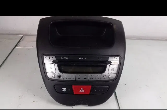 Autoradio Peugeot 107 (PM_, PN_) 1.0 (2005-2014) 3 portes occasion
