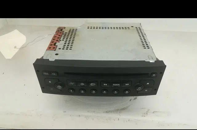 Autoradio PEUGEOT 206 2004 occasion
