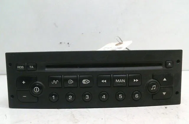 Autoradio Peugeot 206 3-5 portes (2A-C) 1.4 hdi eco 70 (2001-2009) 5 portes occasion