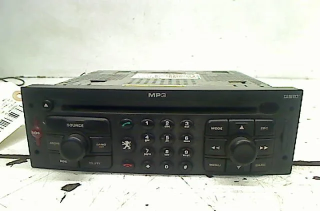 Autoradio Peugeot 206 3-5 portes (2A-C) 1.4 hdi eco 70 (2001-2009) 5 portes occasion