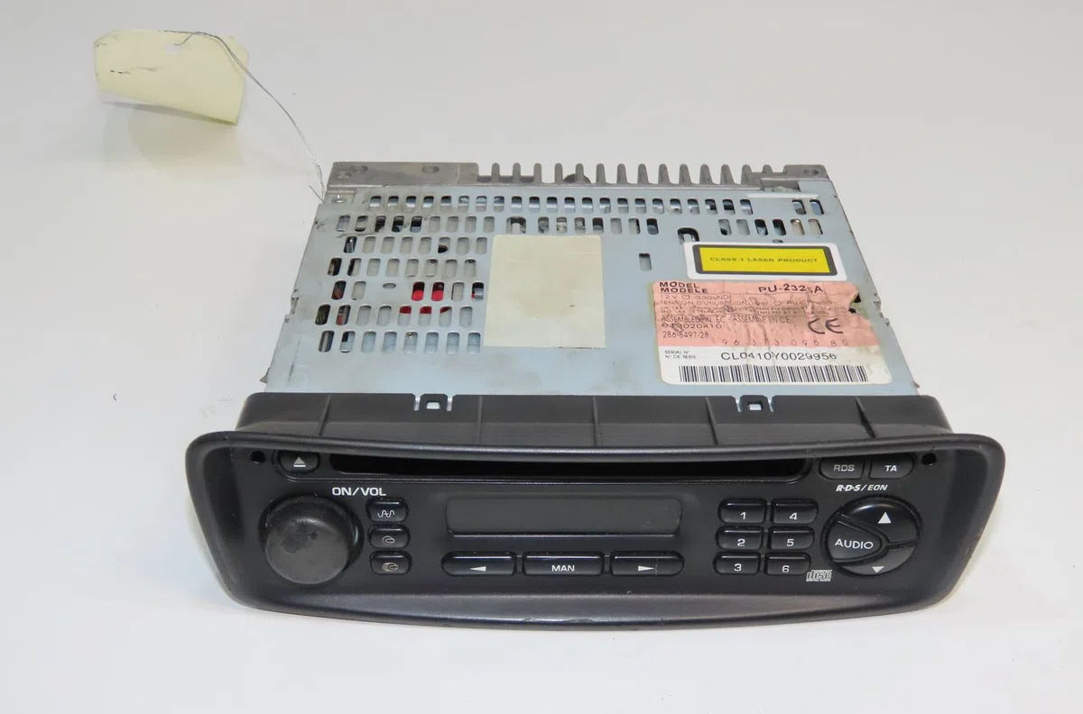 Autoradio Peugeot 206 3-5 portes (2A-C) 1.4 i (1998-2012) 3 portes occasion