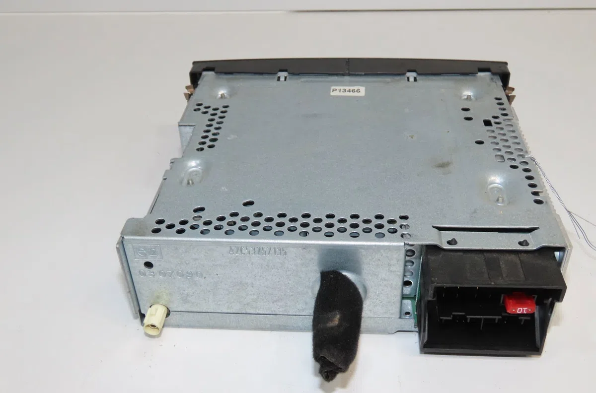 Autoradio Peugeot 207-207 (WA_, WC_) 1.4 (2006-2013) 5 portes occasion