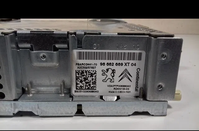 Autoradio Peugeot 207-207 (WA_, WC_) 1.6 16v vti (2007-2012) 5 portes occasion