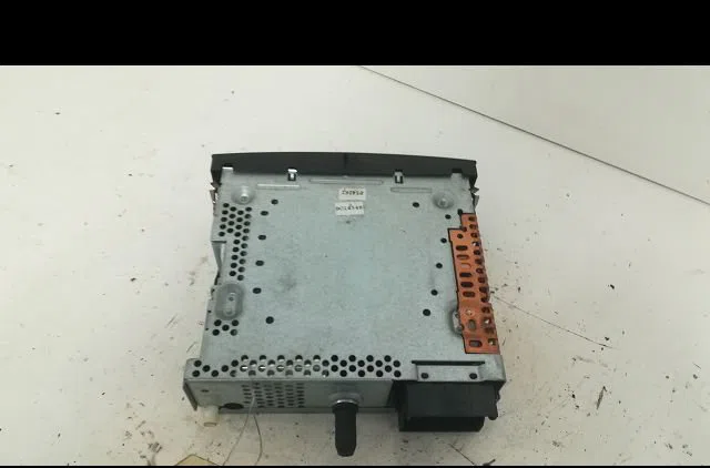 Autoradio Peugeot 207-207 (WA_, WC_) 1.6 hdi (2006-2013) 5 portes occasion