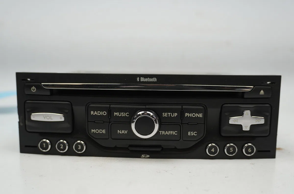 Autoradio Peugeot 207 SW (WK_) 1.6 hdi (2007-2012) 5 portes occasion