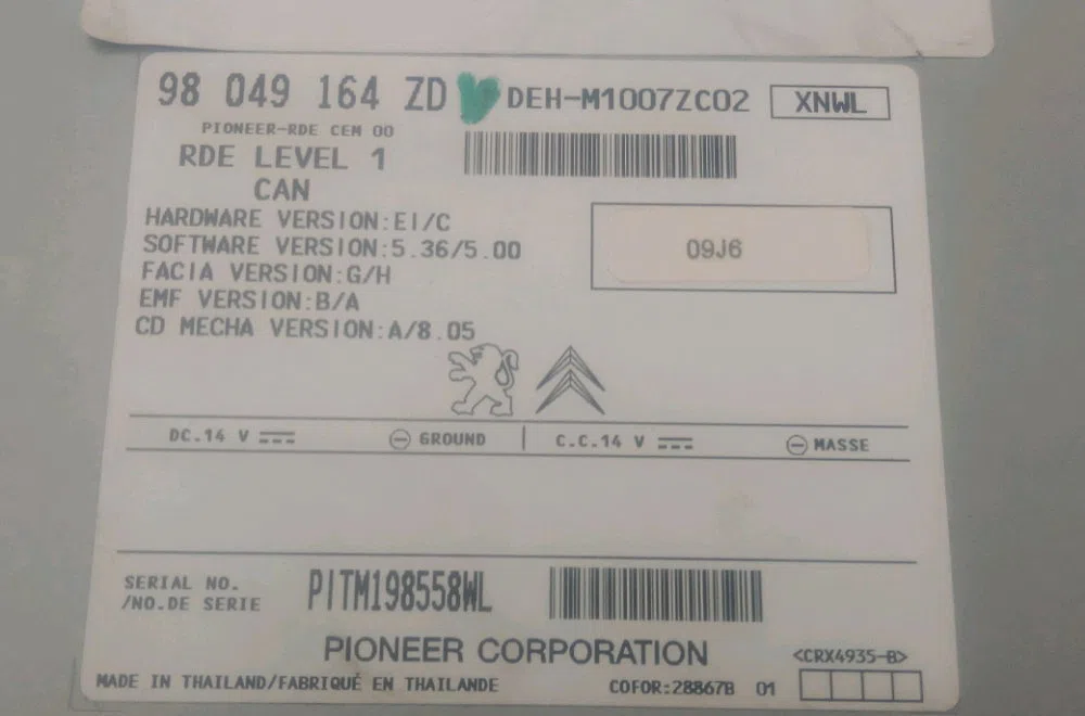 Autoradio Peugeot 208 I (CA_, CC_) 1.2 vti 68 - puretech 68 (2016) 5 portes occasion