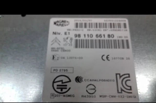 Autoradio Peugeot 208 I (CA_, CC_) 1.4 hdi (2012) 3 portes occasion