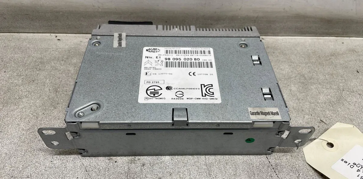 Autoradio Peugeot 208 I (CA_, CC_) 1.4 hdi (2012) 3 portes occasion